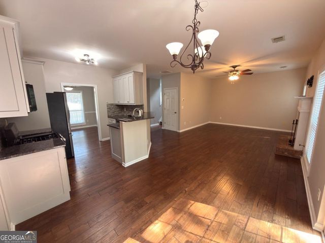 5706 Amberside Lane, Sugar Hill, GA 30518