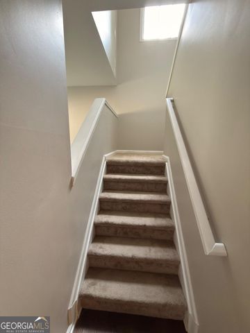 5706 Amberside Lane, Sugar Hill, GA 30518
