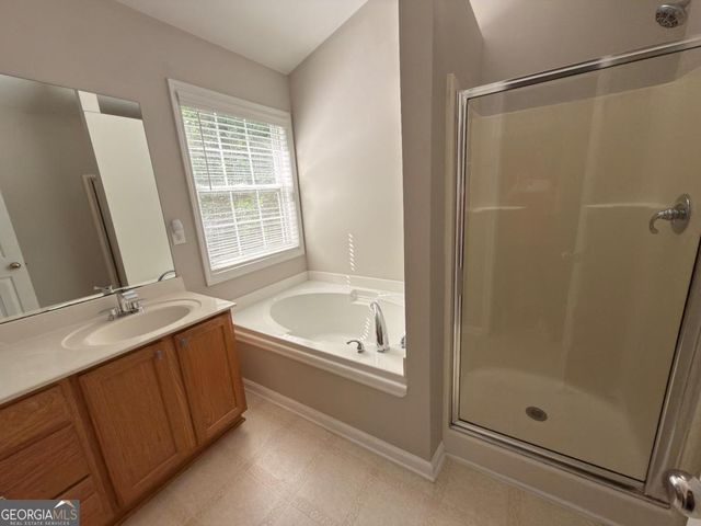5706 Amberside Lane, Sugar Hill, GA 30518