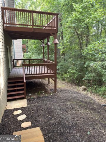 5706 Amberside Lane, Sugar Hill, GA 30518