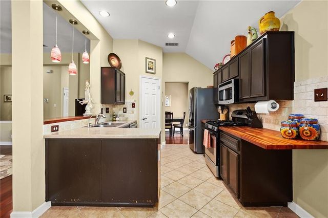 119 Bluejack PL, Cedar Park, TX 78613