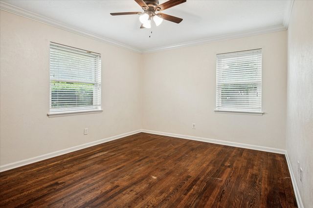 1725 Mapleton Drive, Dallas, TX 75228