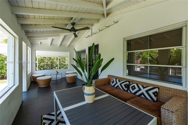 3655 Oak Ave 3655, Miami, FL 33133