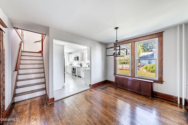 21 Magee Drive, Bethlehem, NY 12077