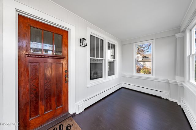 21 Magee Drive, Bethlehem, NY 12077