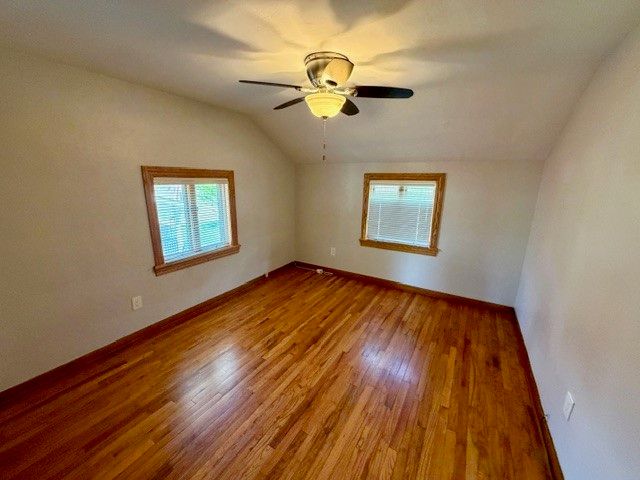 676 Park Ave, Braddock Hills, PA 15221