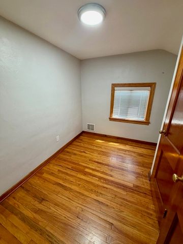 676 Park Ave, Braddock Hills, PA 15221