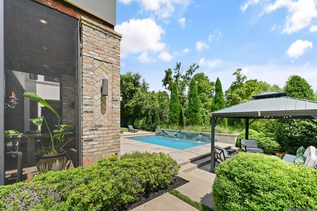 16254 Woodville Dr, Prairieville, LA 70769