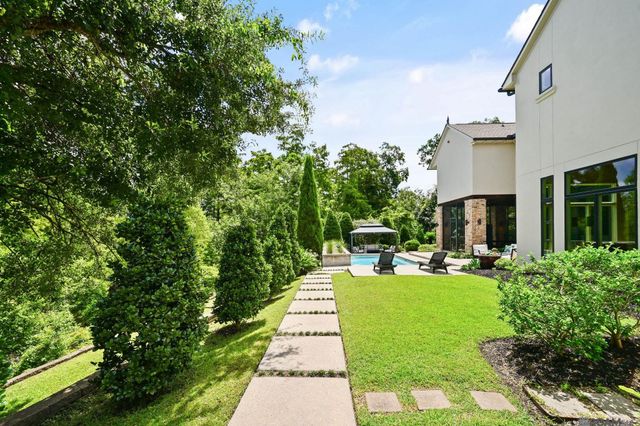 16254 Woodville Dr, Prairieville, LA 70769