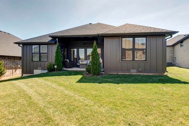 3717 E Hutcheson Avenue, Springfield, MO 65802