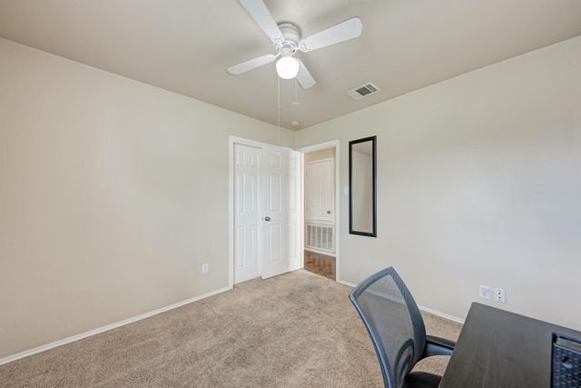 305 Creek Ledge DR, Hutto, TX 78634