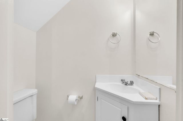 2530 E North Street Unit 11B, Greenville, SC 29615