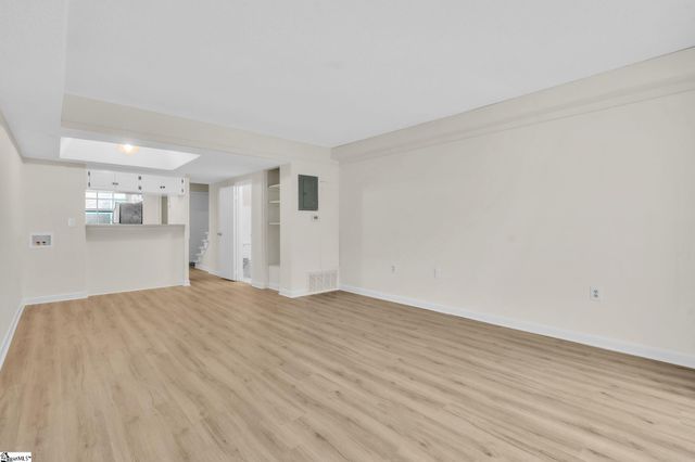 2530 E North Street Unit 11B, Greenville, SC 29615