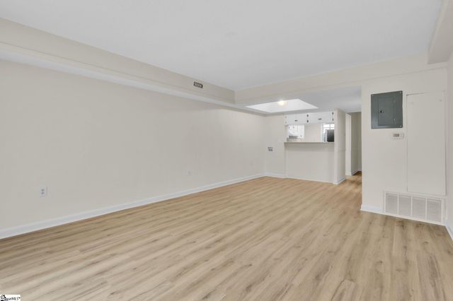 2530 E North Street Unit 11B, Greenville, SC 29615