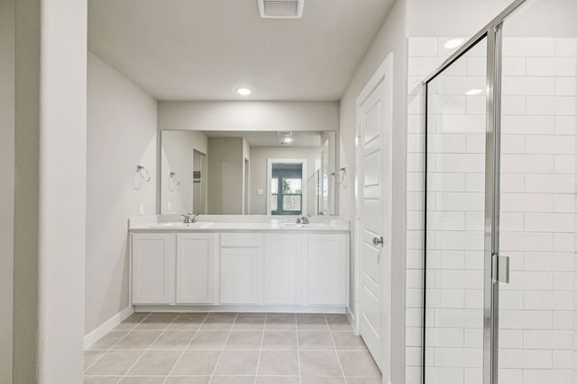 1517 Sugarberry Lane, Alvarado, TX 76009