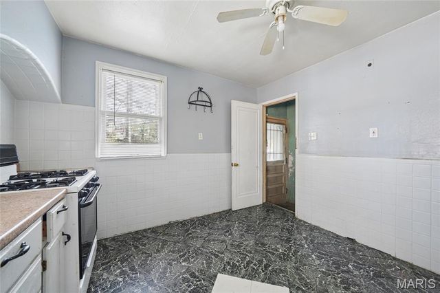 6949 Claremore Drive, St Louis, MO 63121