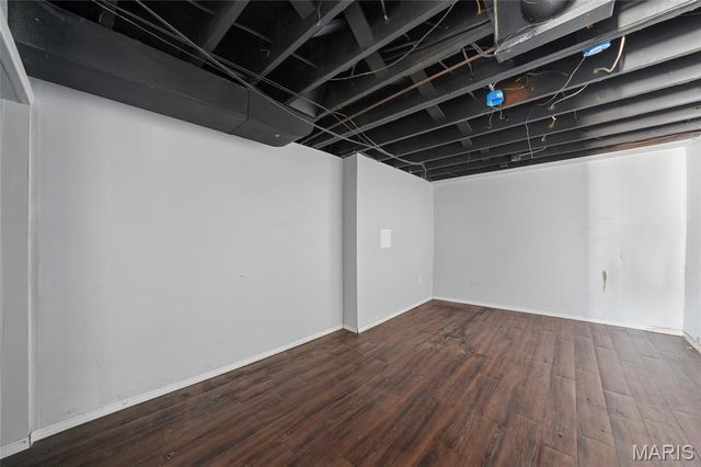 6949 Claremore Drive, St Louis, MO 63121