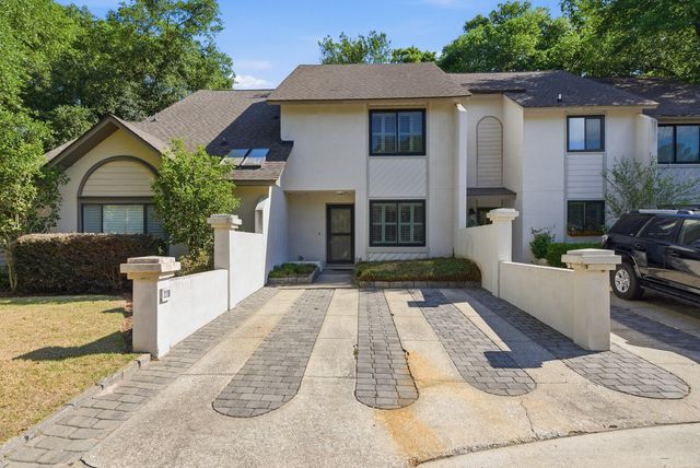 321 Lapwing Lane, Mount Pleasant, SC 29464