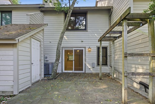 321 Lapwing Lane, Mount Pleasant, SC 29464