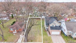 5128 Harding Street, Dearborn Heights, MI 48125