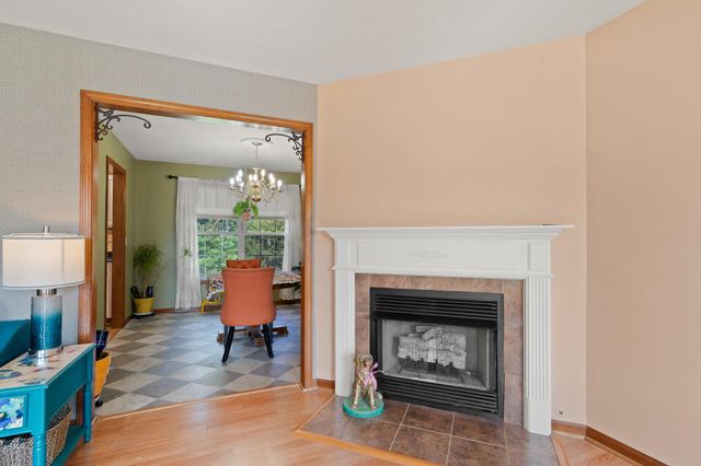 7951 N MARIGOLD CT, Columbia, MO 65202