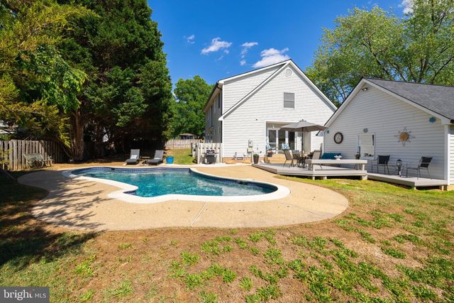 43 WOODLAWN TER, Fredericksburg, VA 22405
