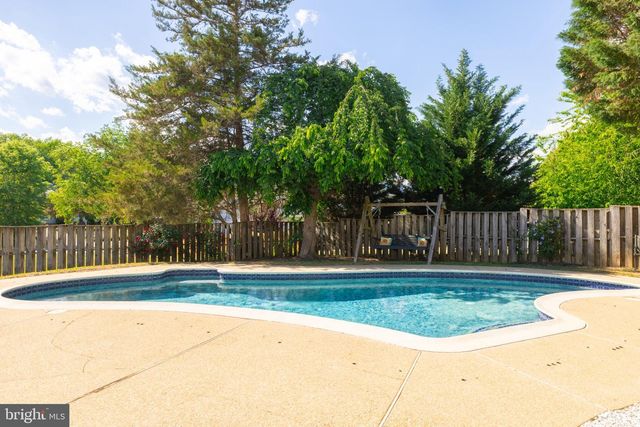 43 WOODLAWN TER, Fredericksburg, VA 22405