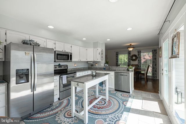 43 WOODLAWN TER, Fredericksburg, VA 22405