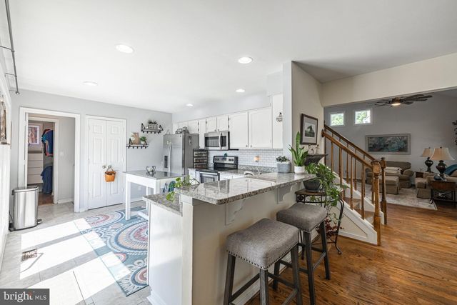 43 WOODLAWN TER, Fredericksburg, VA 22405