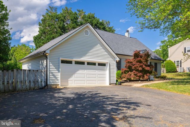 43 WOODLAWN TER, Fredericksburg, VA 22405