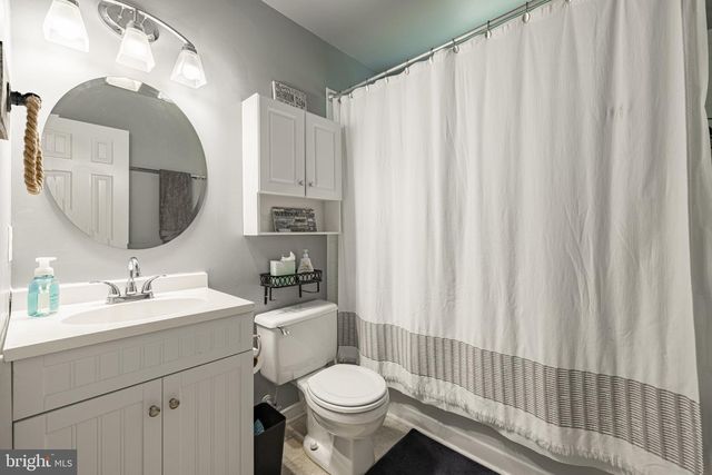 43 WOODLAWN TER, Fredericksburg, VA 22405