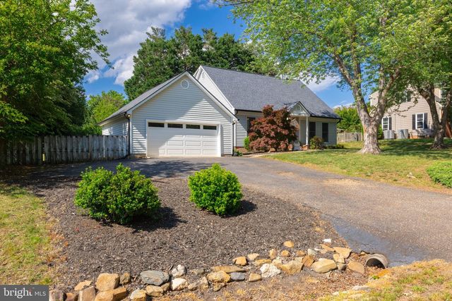 43 WOODLAWN TER, Fredericksburg, VA 22405