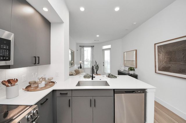 15635 Memorial Drive 277, Houston, TX 77079