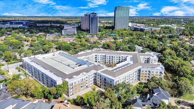 15635 Memorial Drive 277, Houston, TX 77079