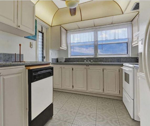 4047 NW 16th Street 403, Lauderhill, FL 33313