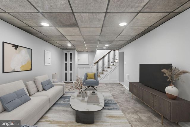 7009 COLD SPRING LN, Alexandria, VA 22306