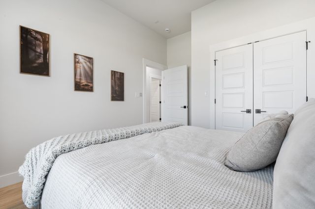 2516 Birchwood Drive, Granbury, TX 76049