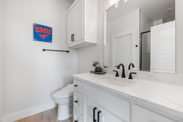 2516 Birchwood Drive, Granbury, TX 76049