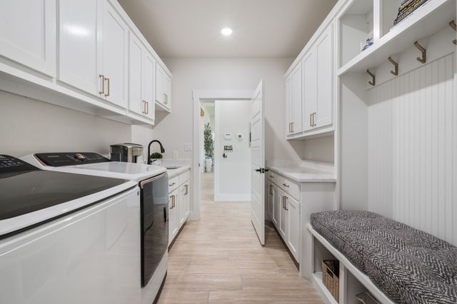 2516 Birchwood Drive, Granbury, TX 76049