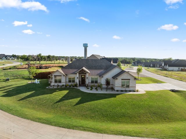 2516 Birchwood Drive, Granbury, TX 76049