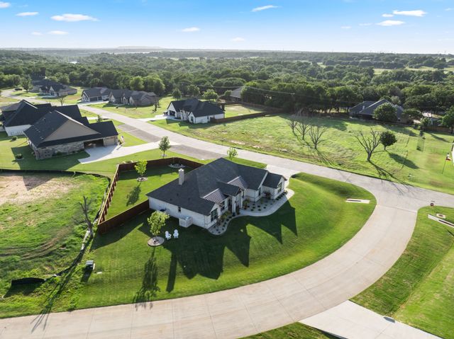 2516 Birchwood Drive, Granbury, TX 76049