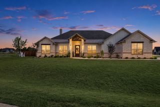 2516 Birchwood Drive, Granbury, TX 76049