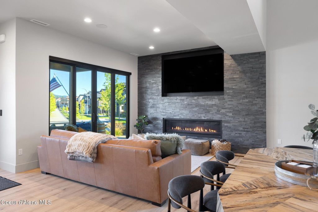 2992 W LUMBER LN, Coeur d'Alene, ID 83814 photo 18