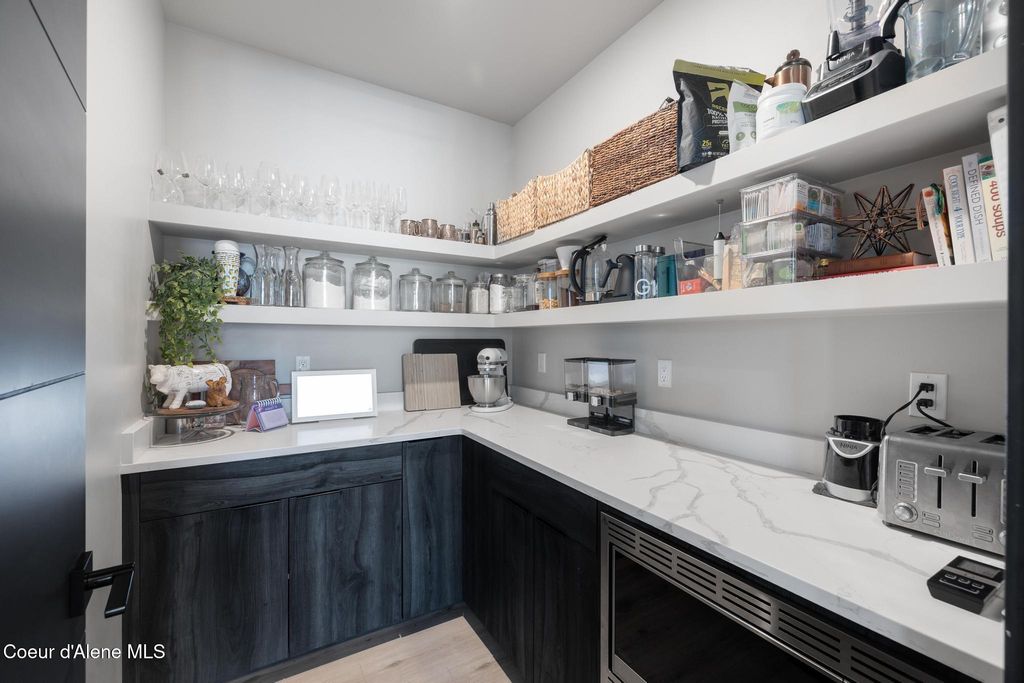 2992 W LUMBER LN, Coeur d'Alene, ID 83814 photo 23