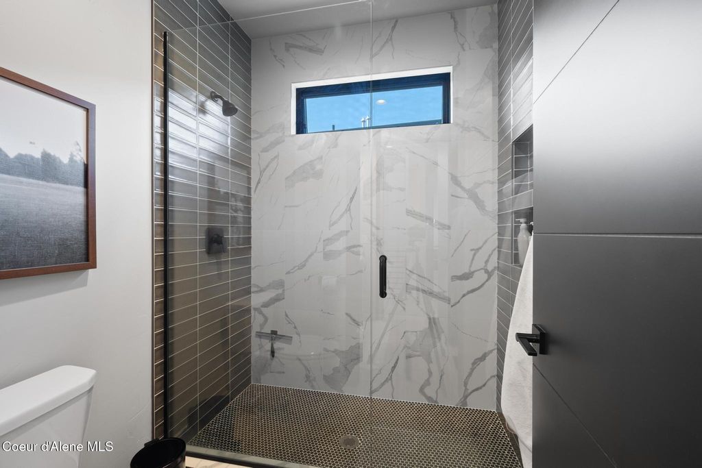 2992 W LUMBER LN, Coeur d'Alene, ID 83814 photo 32
