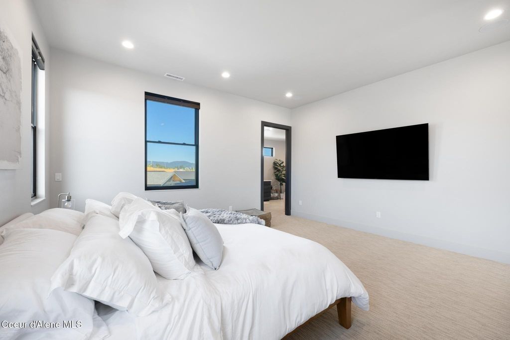 2992 W LUMBER LN, Coeur d'Alene, ID 83814 photo 42