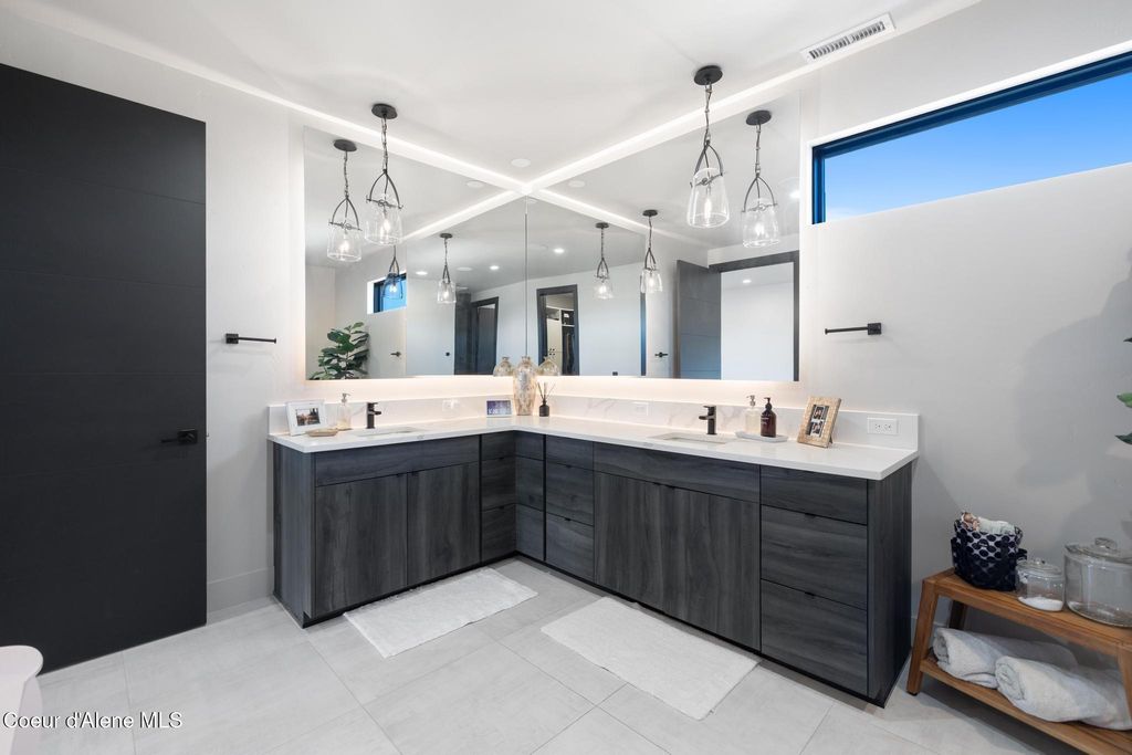 2992 W LUMBER LN, Coeur d'Alene, ID 83814 photo 45