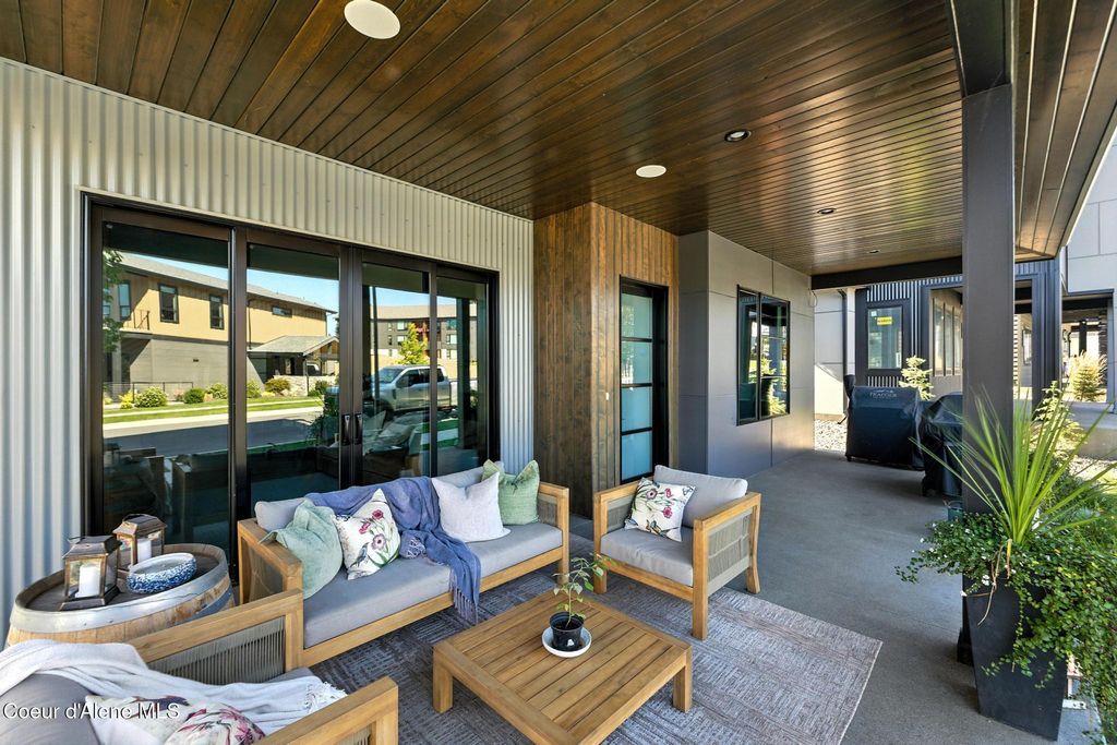 2992 W LUMBER LN, Coeur d'Alene, ID 83814 photo 6