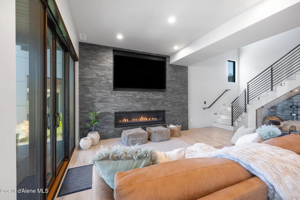 2992 W LUMBER LN, Coeur d'Alene, ID 83814 photo 9
