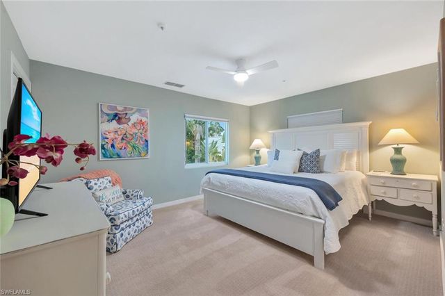 180 6th AVE S 3, Naples, FL 34102